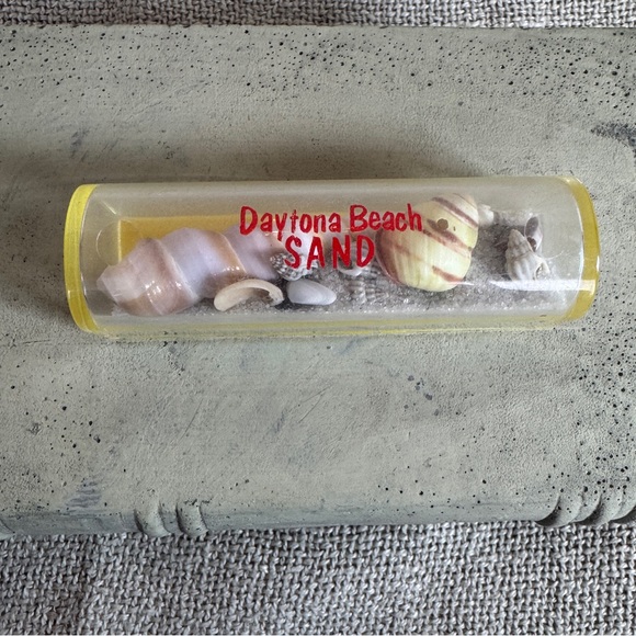 Vintage 1970s Florida Souvenir Bundle-Scarf, Plate, Shell Shakers & Daytona Sand - Picture 10 of 10